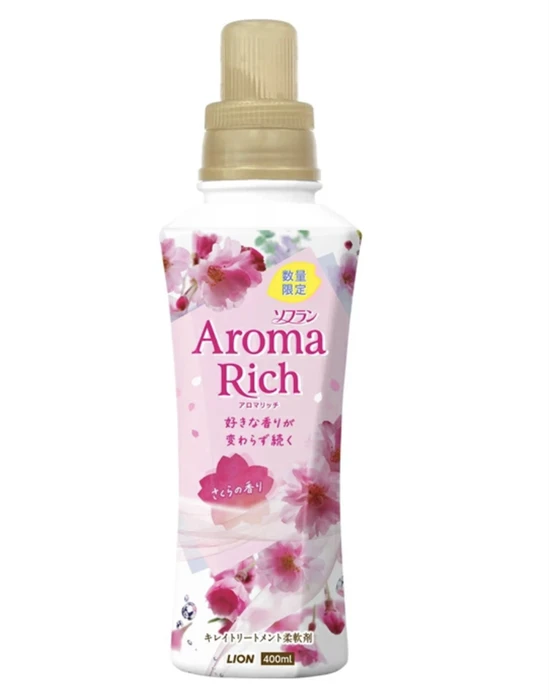 Lion Aroma Rich Sakura Кондиционер для белья с ароматом сакуры 400мл 362012