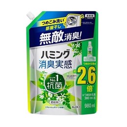 431288 KAO Humming Feeling Refresh Green Кондиционер для белья аромат ромашки и свежей зелени м/у 980мл 431288