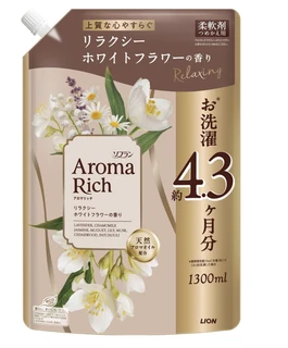 375173 LION Aroma Rich Relaxing White Flower Кондиционер для белья с ароматом белых цветов с нотами жасмина, ромашки и кедра м/у 1300мл 375173