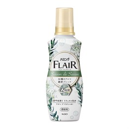 420411 KAO Flair Fragrance White Bouquet Кондиционер для белья с изящным ароматом белых цветов 520мл 420411
